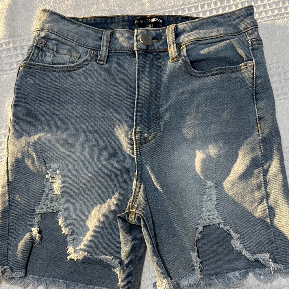 Fashion Nova Distressed Jean Shorts